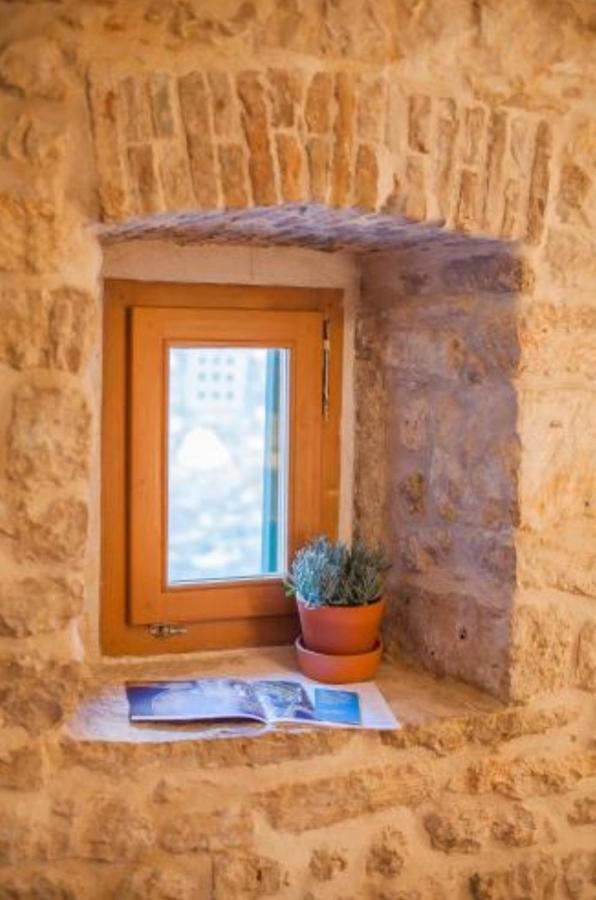 Castrum Sibenik Bagian luar foto